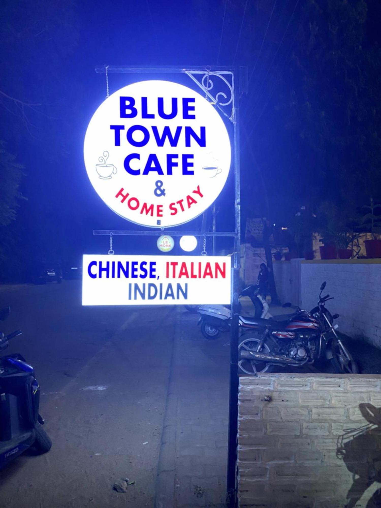 Blue Town Hostel & Cafe Dzsódhpur Kültér fotó
